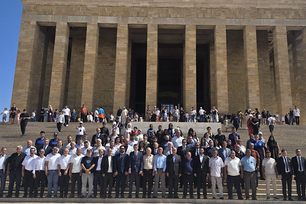Haymana heyeti, Anıtkabir’i ziyaret etti Haymana heyeti, Anıtkabir’i ziyaret etti