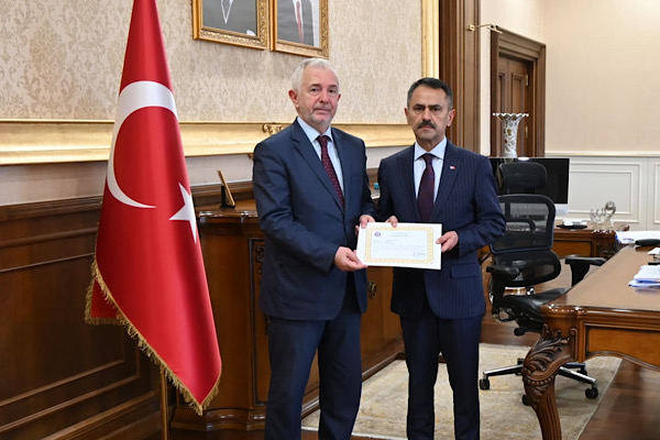İl Müftüsü Sönmezoğlu’ndan Vali Aktaş’a veda ziyareti İl Müftüsü Sönmezoğlu’ndan Vali Aktaş’a veda ziyareti