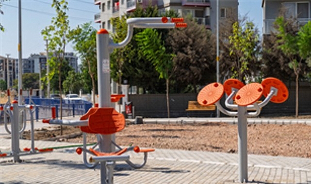 İzmir'in mahalle ruhu “yeşil dönüşümle" canlanıyor