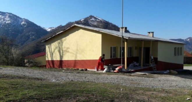 Kabadüz'de Okul Tamir Ediliyor