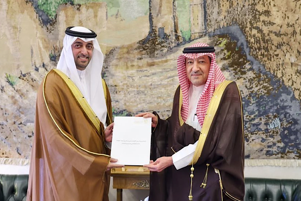Katar Emiri Al Sani’den Suudi Arabistan Kralı Selman’a yazılı mesaj Katar Emiri Al Sani’den Suudi Arabistan Kralı Selman’a yazılı mesaj