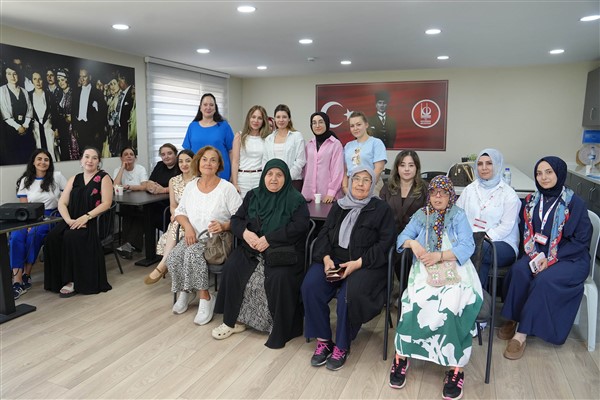 Keçiören Belediyesi finansal okuryazarlık semineri düzenledi Keçiören Belediyesi finansal okuryazarlık semineri düzenledi