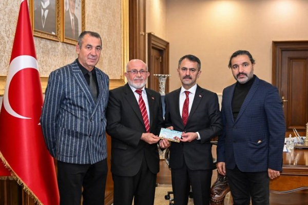 Kocaeli Niğdeliler Dernekler Federasyonu'ndan Vali Aktaş'a davet Kocaeli Niğdeliler Dernekler Federasyonu'ndan Vali Aktaş'a davet