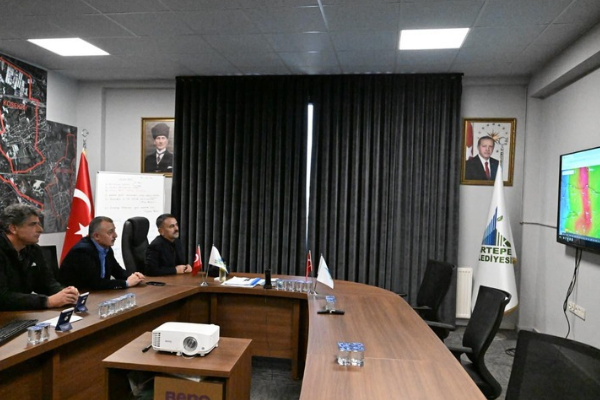  Kocaeli Valiliği: Sel bölgelerinde çalışmalar sürüyor
