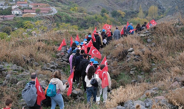 Konya Büyükşehir'in Cumhuriyet Coşkusu Sille'de Doğayla Buluştu