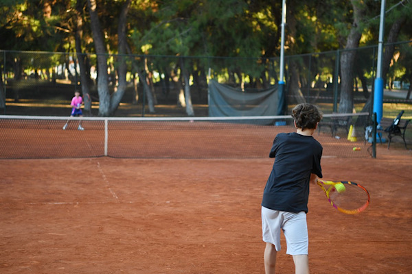 Konyaaltı’nda çocuklara Cumhuriyet Bayramı kapsamında tenis turnuvası Konyaaltı’nda çocuklara Cumhuriyet Bayramı kapsamında tenis turnuvası