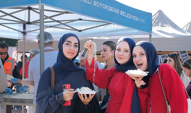 KOÜ'lü gençler Büyükşehir'le enerji depoluyor;  'Gelin Tanış Olalım'da eğlence başladı