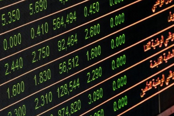 Küresel piyasalar PCE verisi öncesinde temkinli seyrediyor