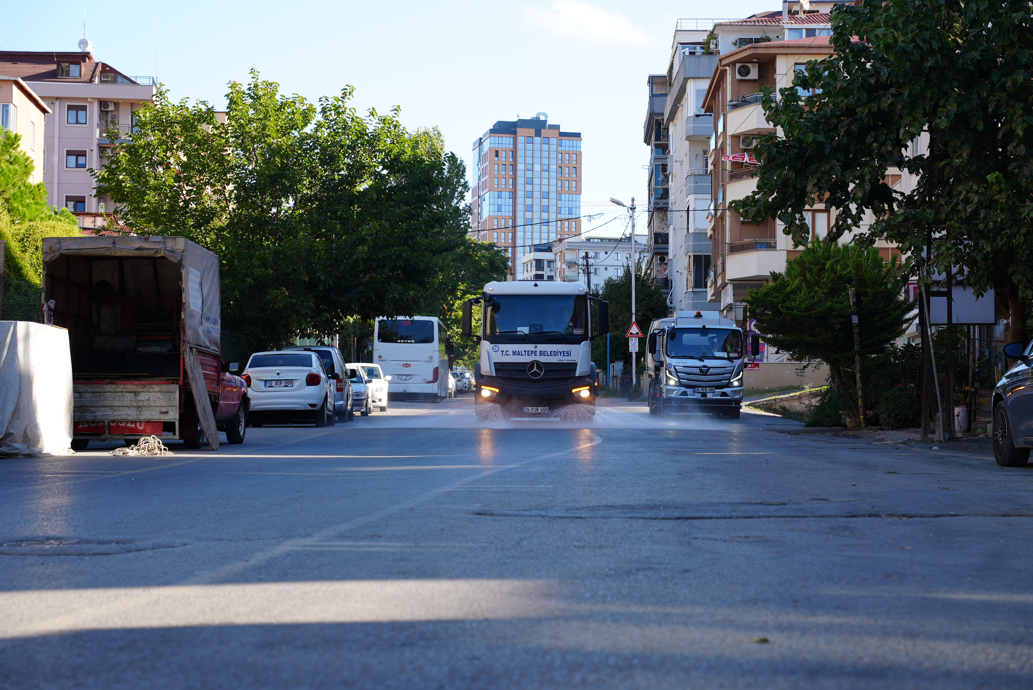 Maltepe'de Cevizli Mahallesi'nde temizlik çalışması yapıldı Maltepe'de Cevizli Mahallesi'nde temizlik çalışması yapıldı