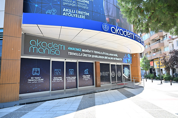 Manisa’da çocuk ve gençlere ücretsiz teknoloji eğitimleri başlıyor Manisa’da çocuk ve gençlere ücretsiz teknoloji eğitimleri başlıyor