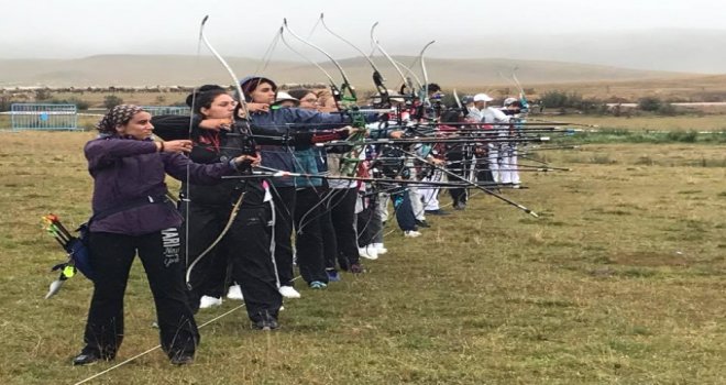Milli Okçular Yaylada