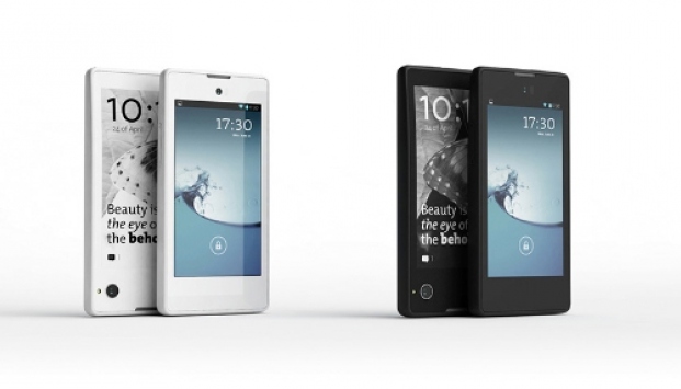 Çift Ekranlı Akıllı Telefon Satışa Çıkıyor