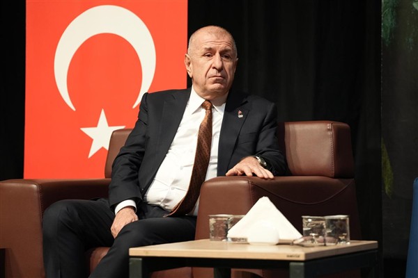 Özdağ: Anadolu üzerinde büyük bir operasyon yapılmaya çalışılıyor