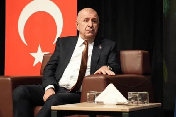 Özdağ'dan Manisa'daki otobüs kazası için taziye mesajı Özdağ'dan Manisa'daki otobüs kazası için taziye mesajı