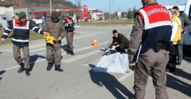 Hastanedeki Annesini Ziyaretten Dönerken Öldü