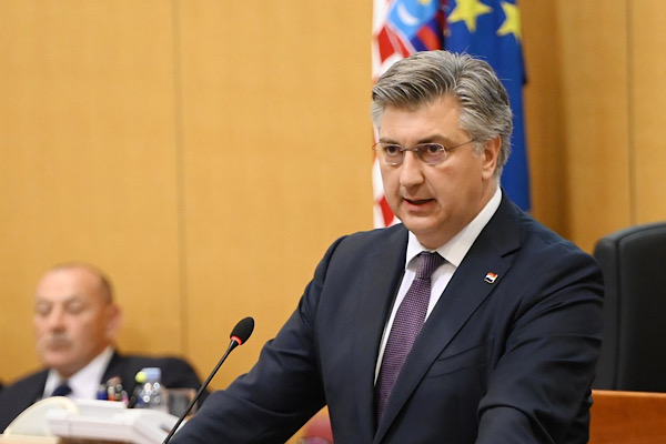 Plenkovic: Virovitica’ya 16 milyon euroluk spor ve turizm merkezi geliyor Plenkovic: Virovitica’ya 16 milyon euroluk spor ve turizm merkezi geliyor