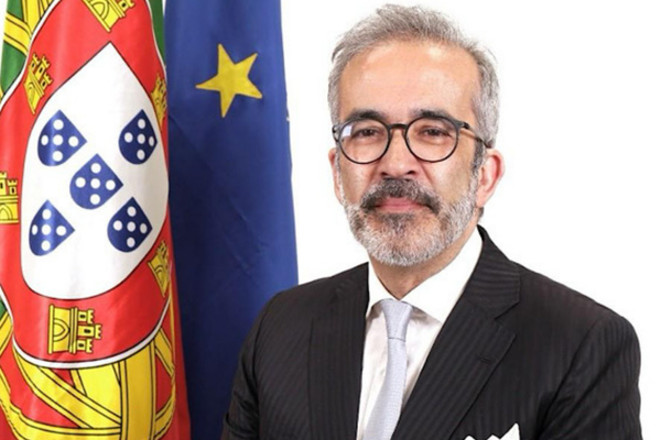 Portekiz Dışişleri Bakanı Rangel, Mondlane ile Lizbon'da görüştü Portekiz Dışişleri Bakanı Rangel, Mondlane ile Lizbon'da görüştü