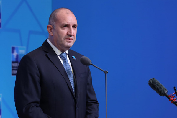 Radev: Karadeniz güvenliği, NATO’nun doğu kanadının güvenliğidir Radev: Karadeniz güvenliği, NATO’nun doğu kanadının güvenliğidir