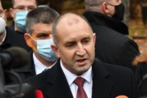 Radev: Suudi Arabistan’a yönelik saldırılar derhal durdurulmalı