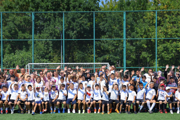 Samsun’da yaz spor okullarına 422 çocuk ve genç katıldı Samsun’da yaz spor okullarına 422 çocuk ve genç katıldı