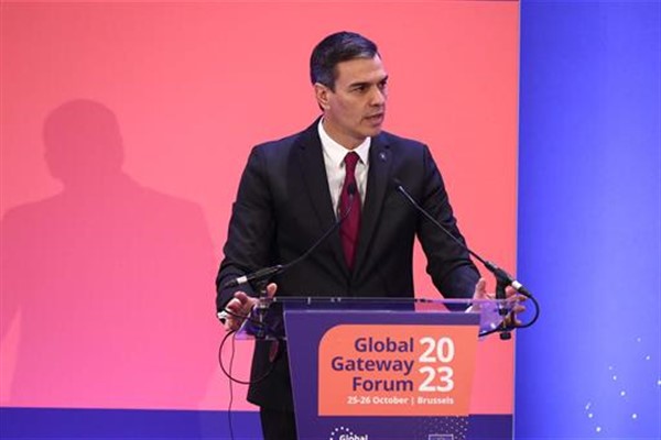 Sanchez: Sosyal adalet ekonomik büyümenin düşmanı değil Sanchez: Sosyal adalet ekonomik büyümenin düşmanı değil