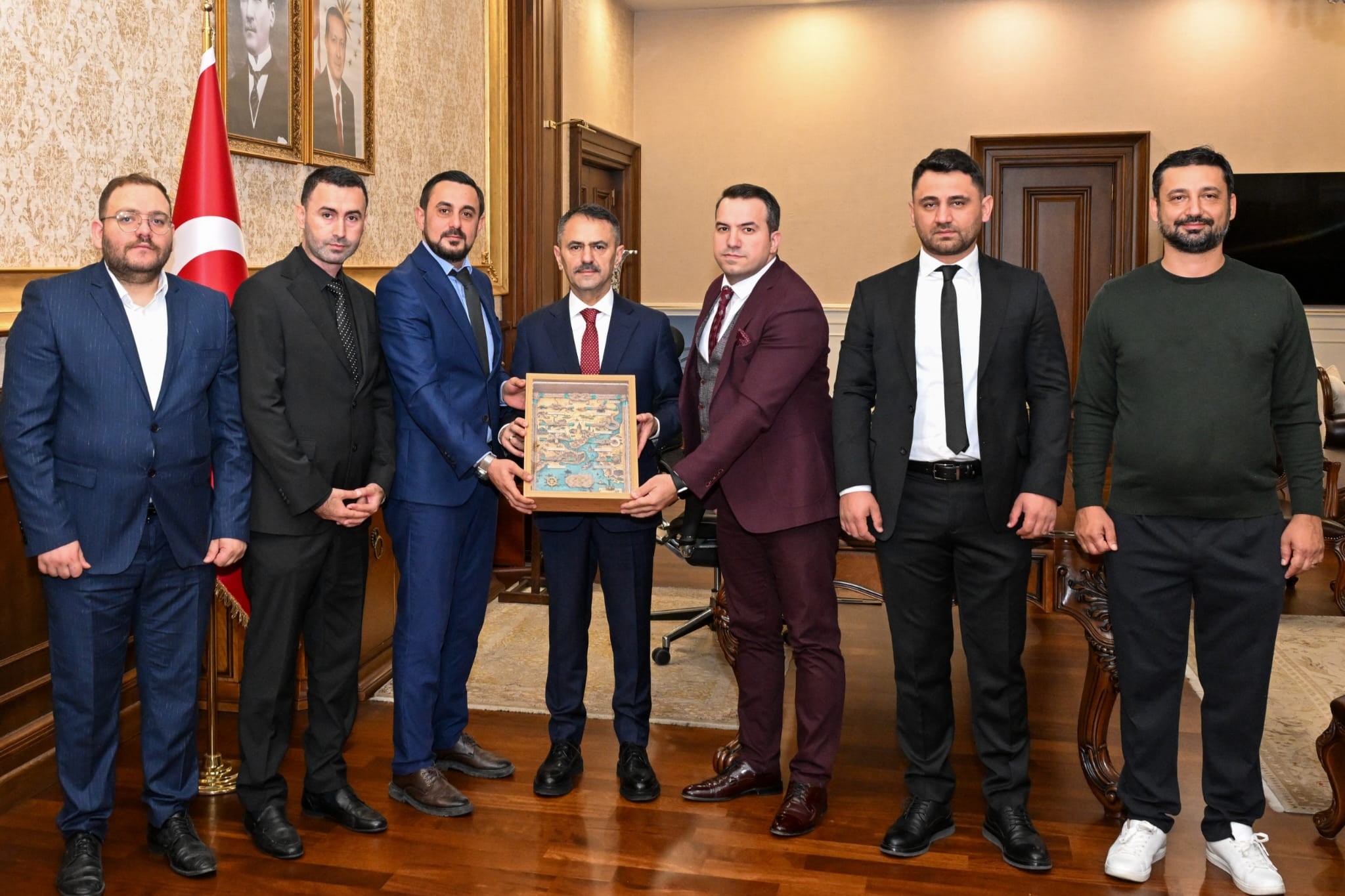 SAVGEN Başkanı Muhammed Gökmen'den Vali Aktaş ziyareti SAVGEN Başkanı Muhammed Gökmen'den Vali Aktaş ziyareti