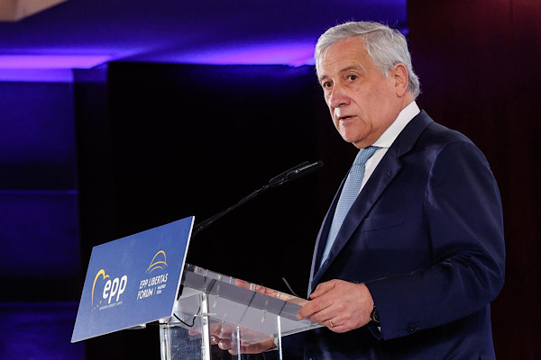 Tajani: İtalya, Husilerin Suudi Arabistan saldırılarını en sert şekilde kınıyor