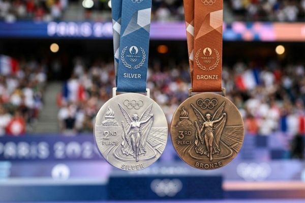 Türkiye’ye, atletizm 4x100 metre bayrak yarışlarında iki madalya Türkiye’ye, atletizm 4x100 metre bayrak yarışlarında iki madalya