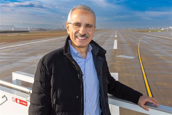 Uraloğlu: 2,3 trilyon dolarla 6 bin 739 İyidere Lojistik Limanı yapılabilirdi Uraloğlu: 2,3 trilyon dolarla 6 bin 739 İyidere Lojistik Limanı yapılabilirdi