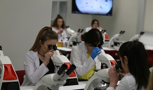  Üsküdar Üniversitesi SHMYO'da 3+1 dönemi başlıyor!