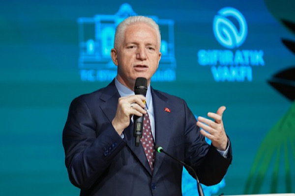 Vali Gül, İstanbul Okan Üniversitesi’ni ziyaret etti