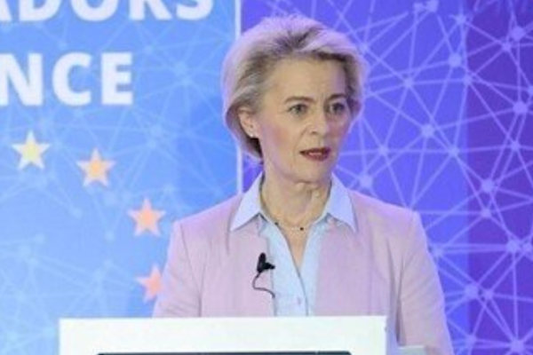 Von der Leyen: Grönland ile ortaklığımızı daha da güçlendireceğiz Von der Leyen: Grönland ile ortaklığımızı daha da güçlendireceğiz