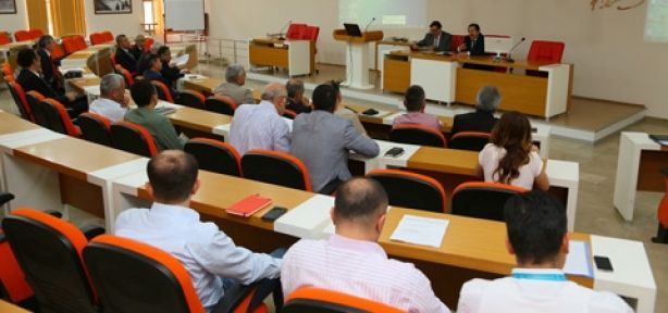 Mevsimlik İşçilerin Çalışma ve Sosyal Hayatlarının İyileştirilmesi İçin Çalışmalar Sürüyor