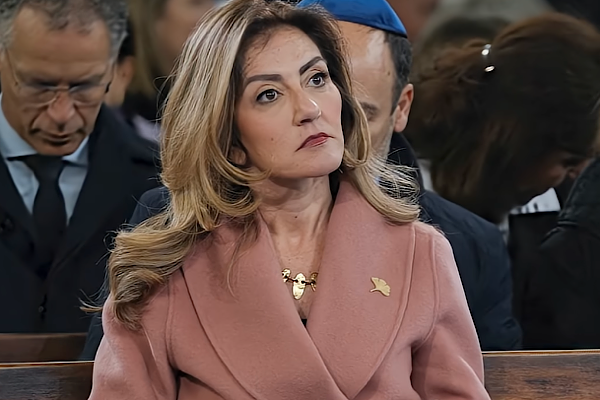 Yeşilgöz-Zegerius, Sint Maarten Valisi Baly ile görüştü Yeşilgöz-Zegerius, Sint Maarten Valisi Baly ile görüştü