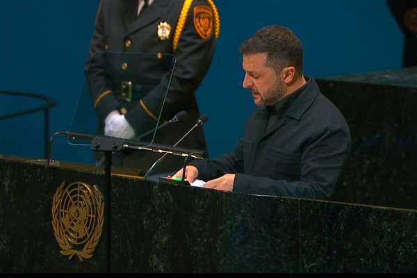 Zelenski: Ukrayna Güvenlik Servisi’nde ülkemizi koruyan herkese teşekkür ediyorum Zelenski: Ukrayna Güvenlik Servisi’nde ülkemizi koruyan herkese teşekkür ediyorum