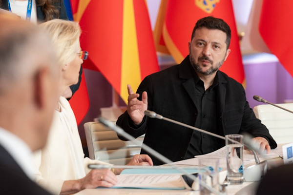 Zelenski: Yaptırımların her adımı barışı yaklaştırıyor Zelenski: Yaptırımların her adımı barışı yaklaştırıyor