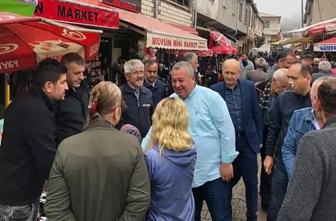 Enginyurt'tan Babacan, Gül ve Davutoğlu yorumu