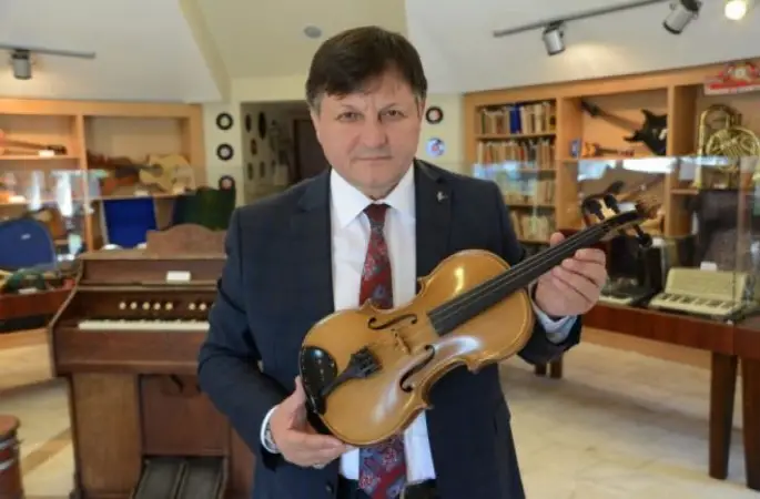 21 Ülkeden Müzik Aletleri Bu Müzede Sergileniyor