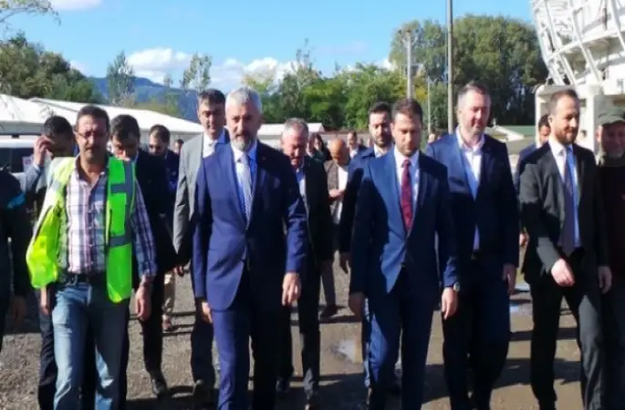 TÖRENLE HİZMETE AÇILDI