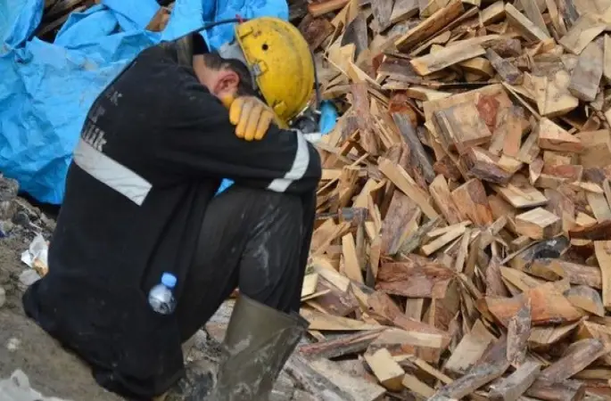 Mahsur Kalan Madenci Baba Oldu