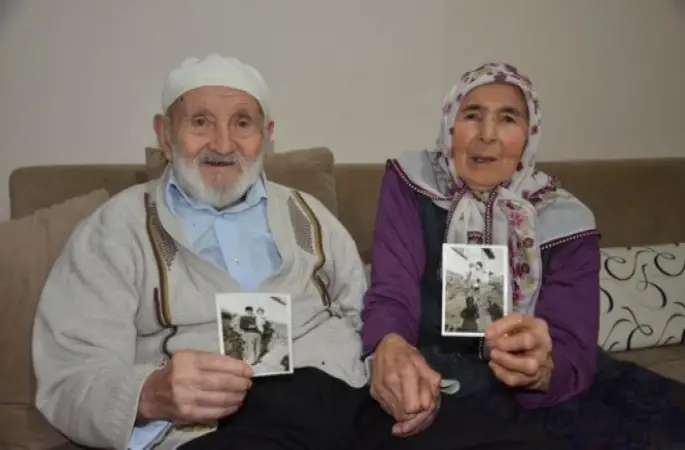 80 Yıllık 'Aşk'ları Engel Tanımıyor