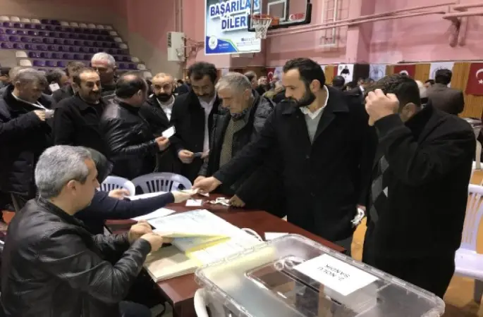 Makam ve mevkiler gelip geçici