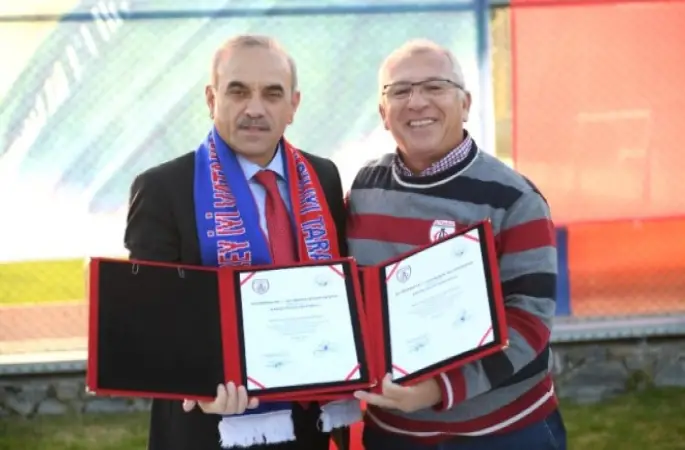 Ordu ve İzmir'in Altınordu'ları buluştu