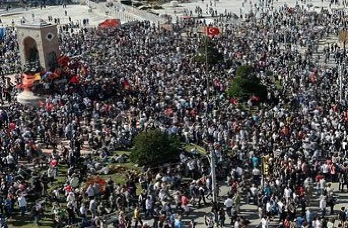 104 Yıllık İlginç Benzerlik