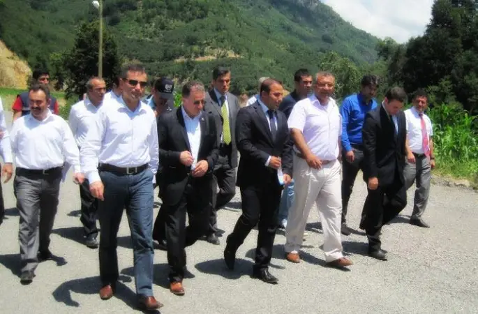 Vali Çiftçi, sel baskını için Kabataş İlçesindeydi