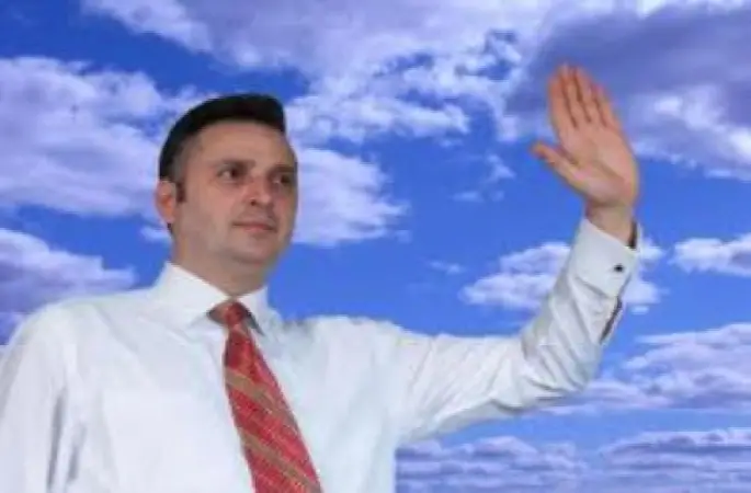 Gülyalı Ak parti belediye başkan aday adayı Ufuk GÜNGÖR