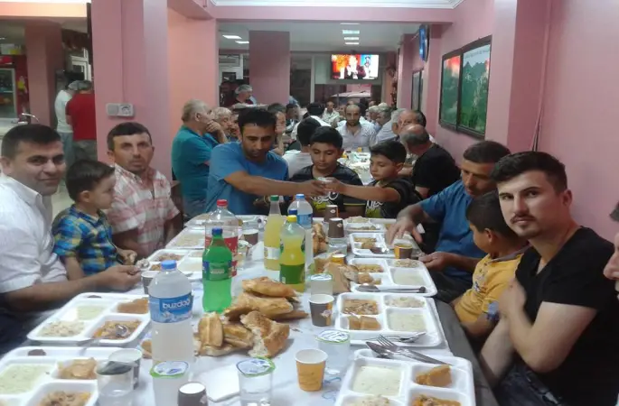 Beylerli Derneğinden İftar geleneği devam ediyor.