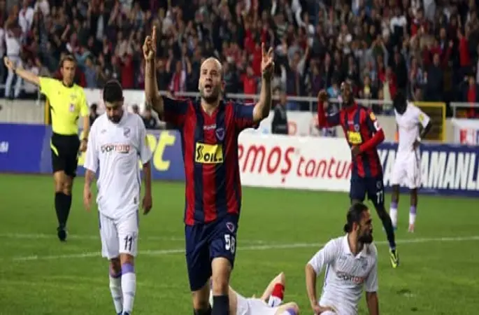 Mehmet Yıldız dan Çirkin Hareket!