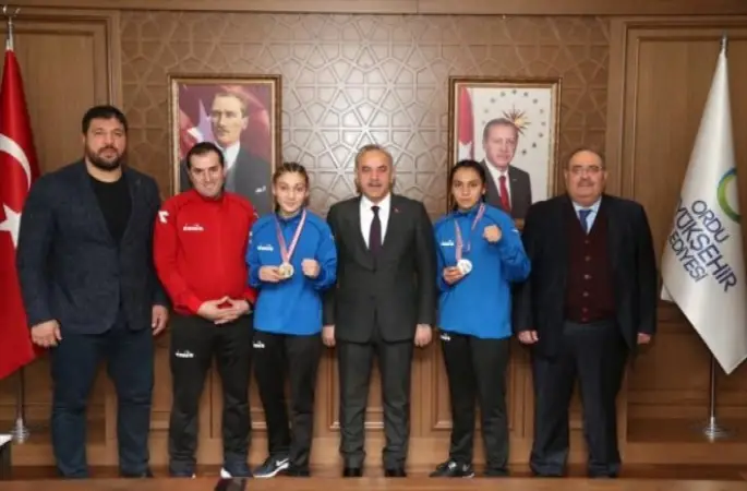 Ordu'da Başarılı Sporcular Ödüllendirildi
