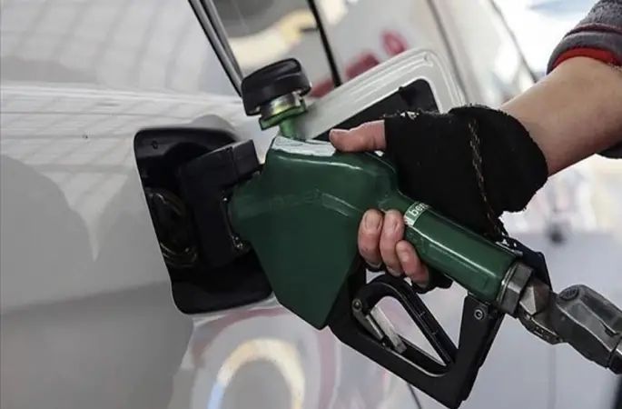 Akaryakıta birdaha zam !